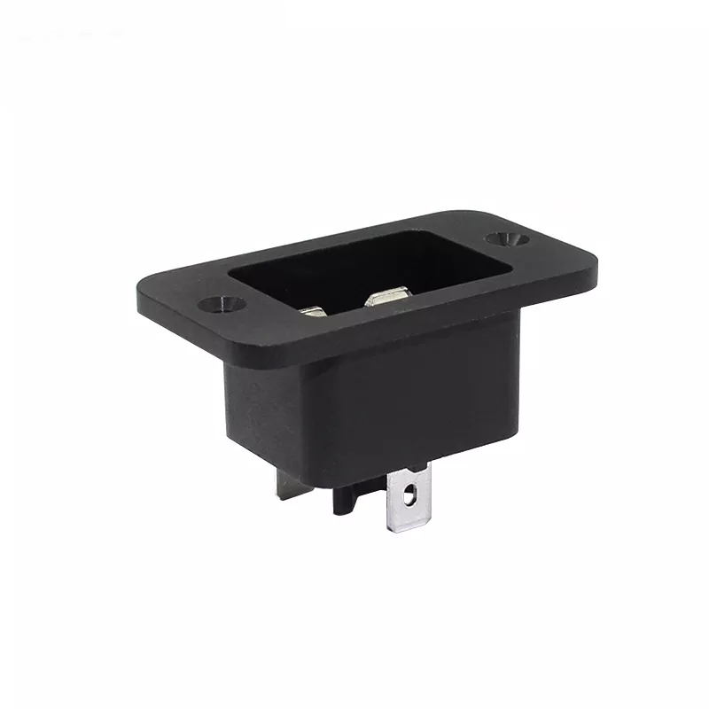 MR-215A1 POWER SOKET ERKEK KULAKLI C20