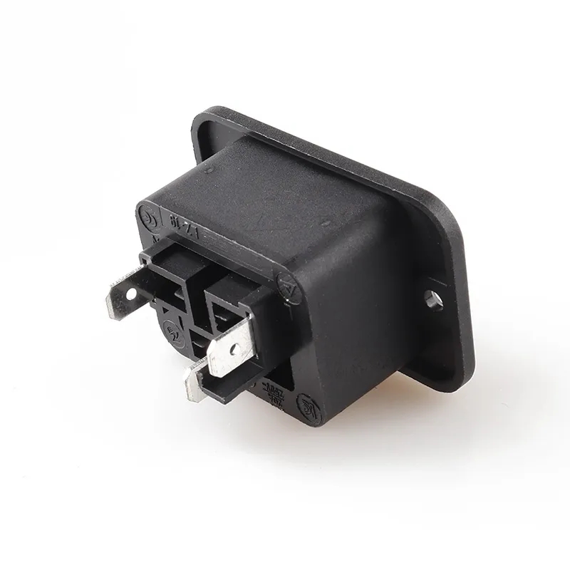 MR-215A2 POWER SOKET DİŞİ KULAKLI C19 16A 3500W