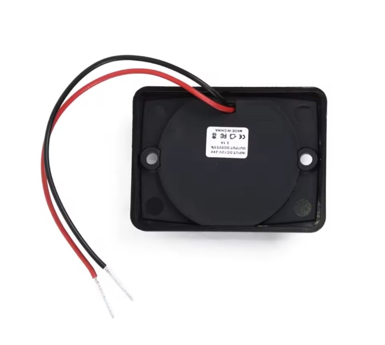 3.1A%20ÇİFT%20USB%20ÇIKIŞLI%20ŞARJ%20SÖKETİ%20QC%203.0%20ARABA%20TEKNE%20KARAVAN%20UYUMLU